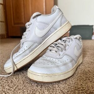 Nike Men’s Low-Top Sneakers